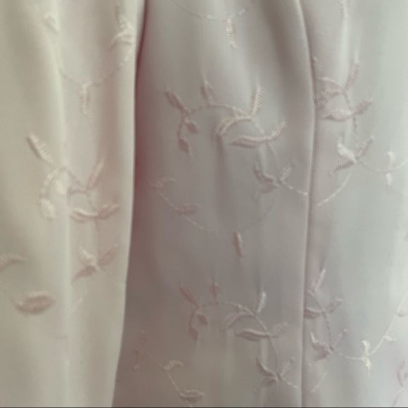 DRESS BARN EMBROIDERED SUIT-NWOT - Picture 7 of 10